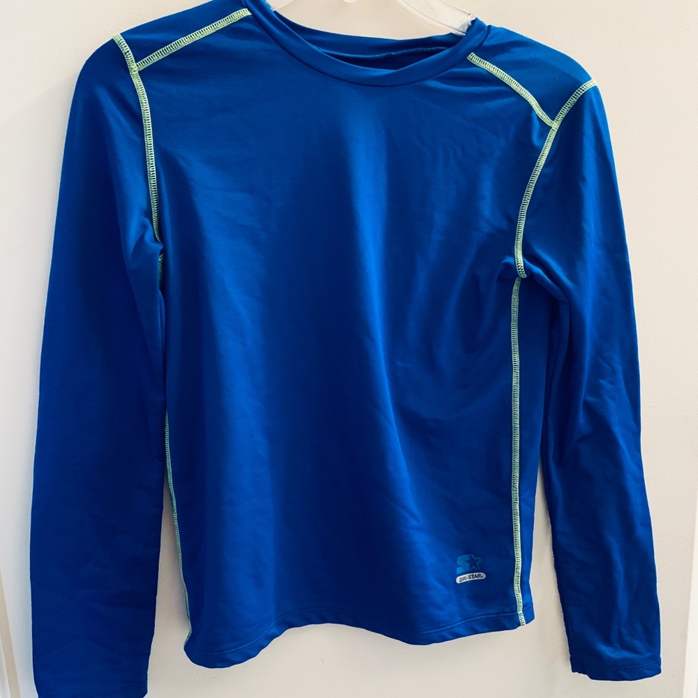 Nice boys athletic long sleeve shirt